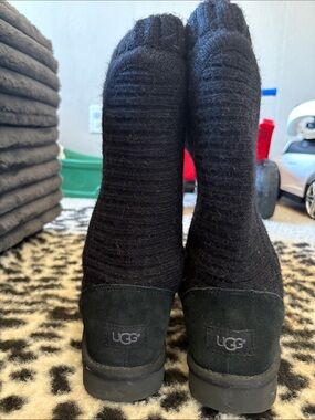 UGG Black Wool-Knit Ankle Slippers